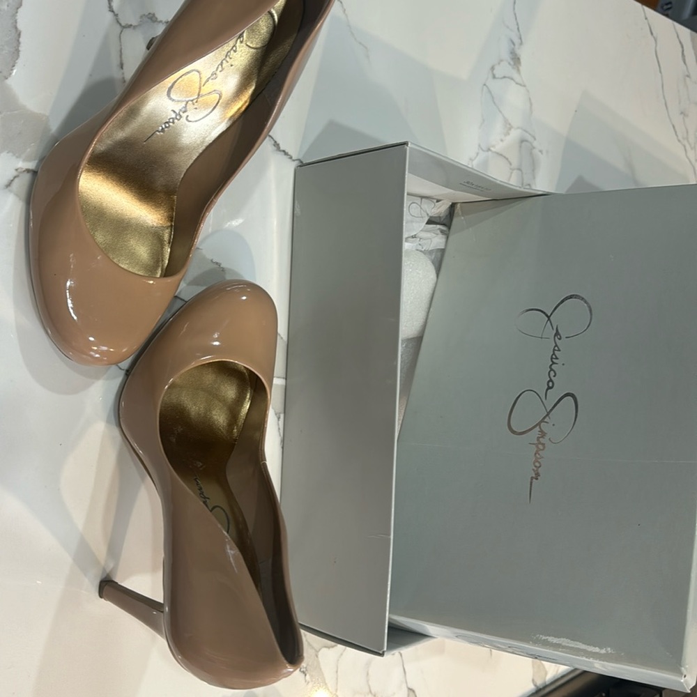 Nude heels worn once- great condition